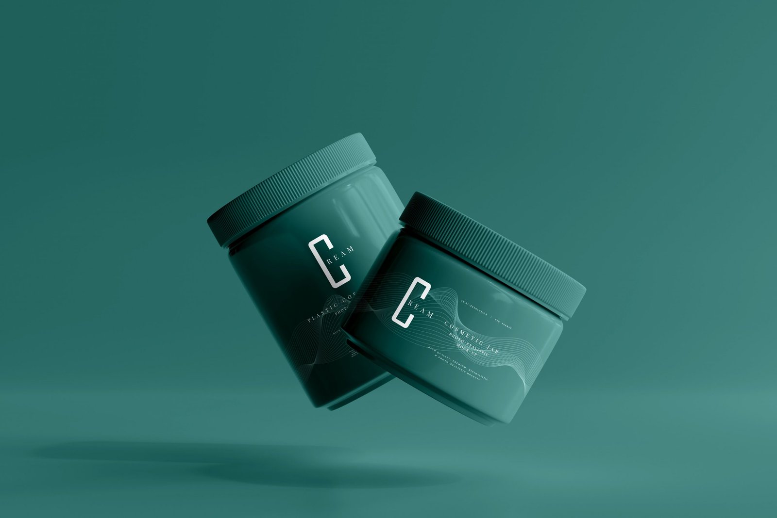 Deux pots de crème pour le visage verts de routine skincare coréenne.  