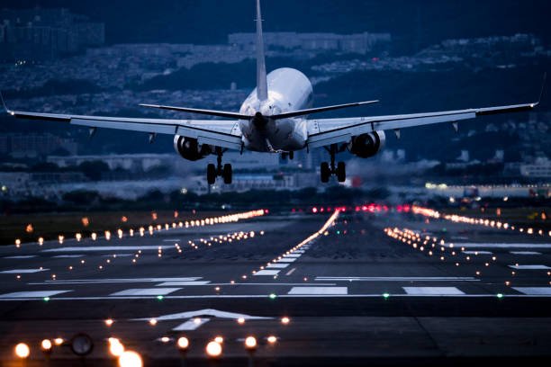 Avion qui atterrit (©kokouu).