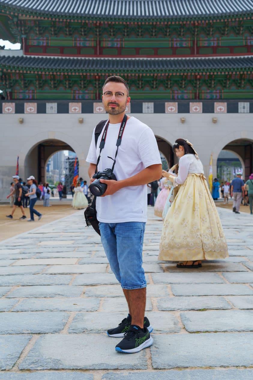 Sylvain à Gyeongbokgung.